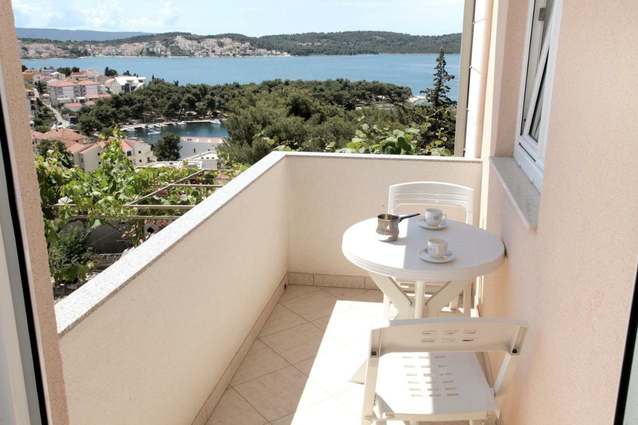 Ferienwohnung Mia Trogir Exterior foto